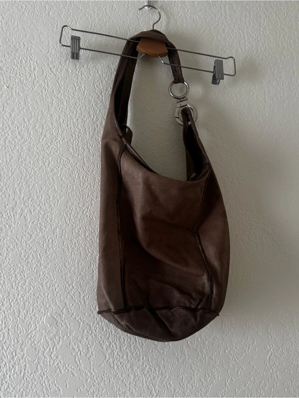 Sundance Italy taupe leather single strap purse/hobo/bucket bag